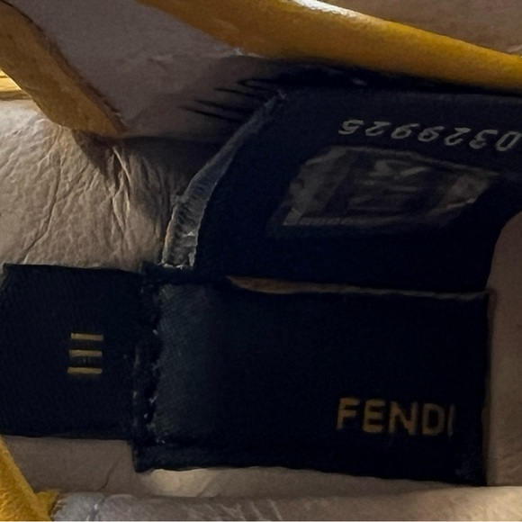 Authentic Fendi Baby Shoes - Picture 2 of 5